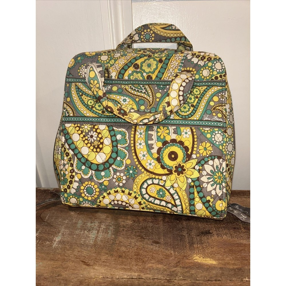 Vera Bradley lot : Wallet, 2 Zip Cases, Wristlet And Tech Case